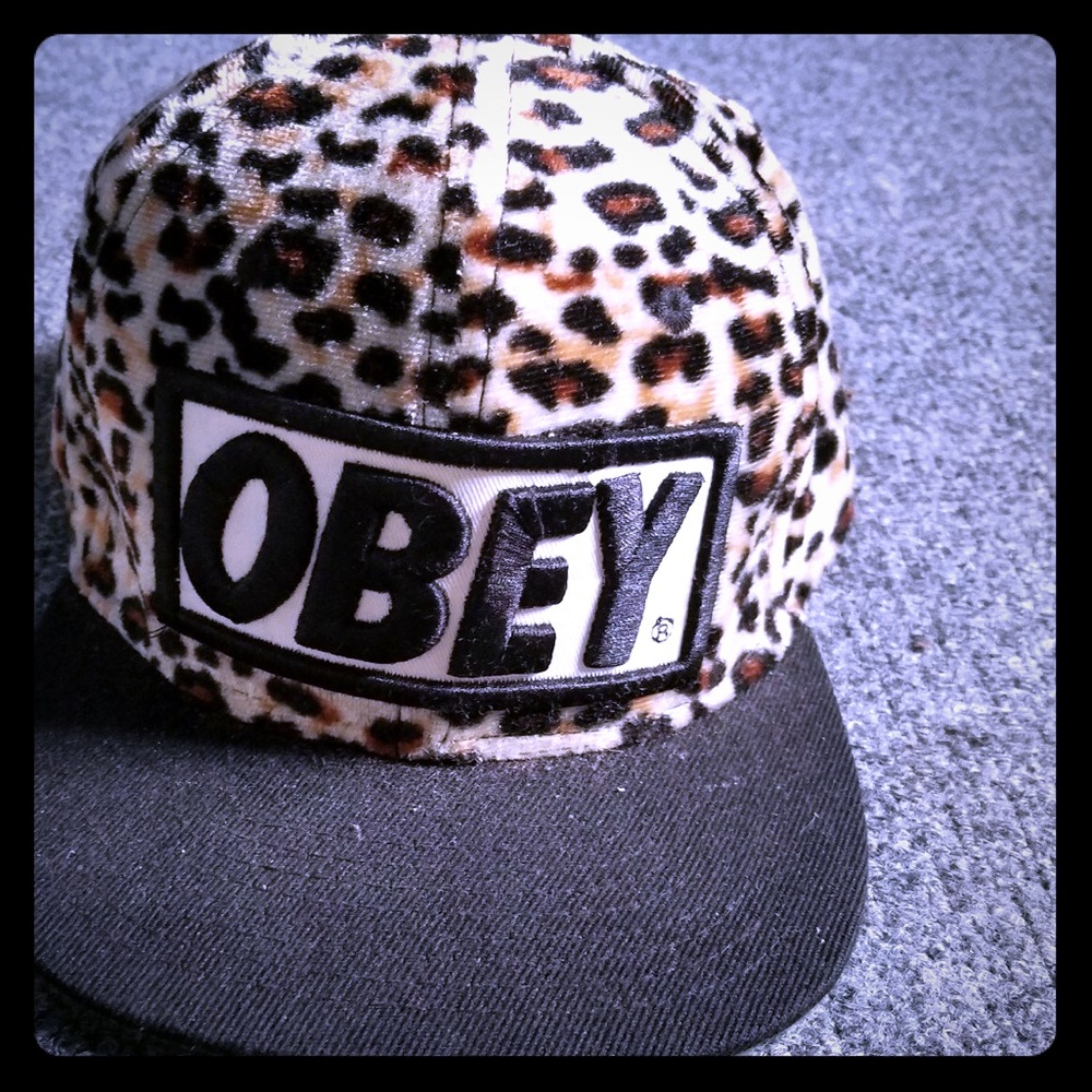 MENS OBEY SnapBack